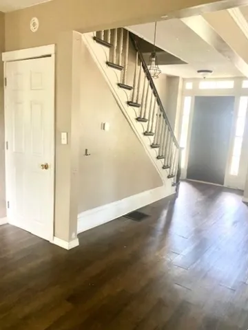 $114,900 | 802 South Peoria Avenue, Dixon, IL 61021