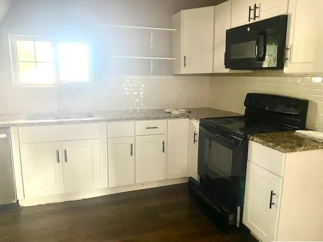 $114,900 | 802 South Peoria Avenue, Dixon, IL 61021