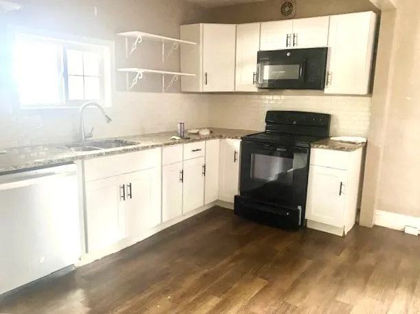 $114,900 | 802 South Peoria Avenue, Dixon, IL 61021