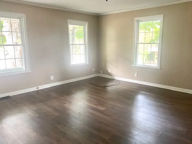 $114,900 | 802 South Peoria Avenue, Dixon, IL 61021