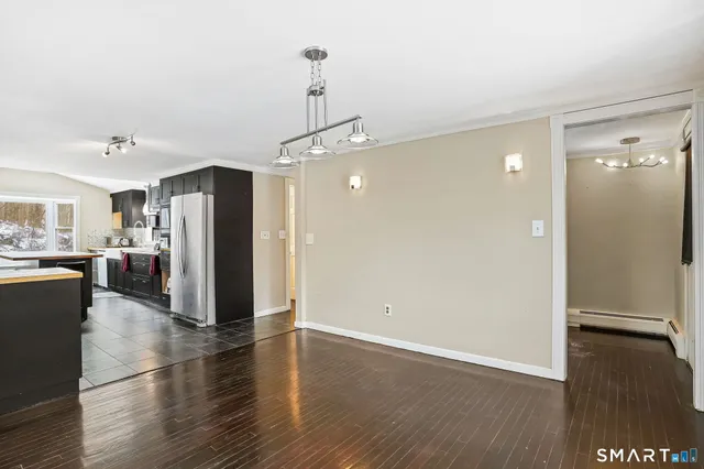 $475,000 | 12 Skidmore Lane, Sandy Hook, CT 06482