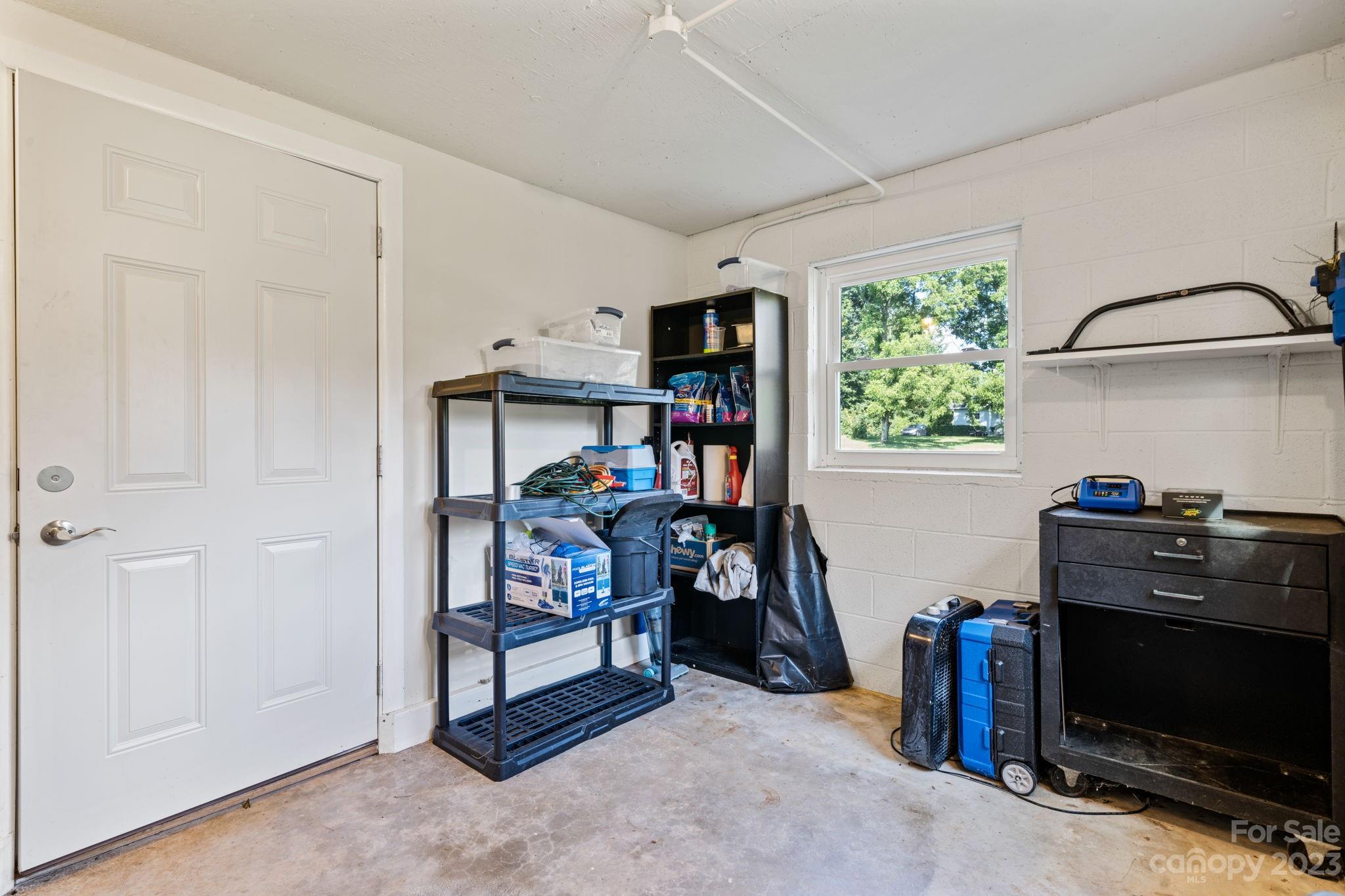 340 Telephone Exchange Road Hickory, NC 28601 - Photo 25 of 42 Gallery Image 25