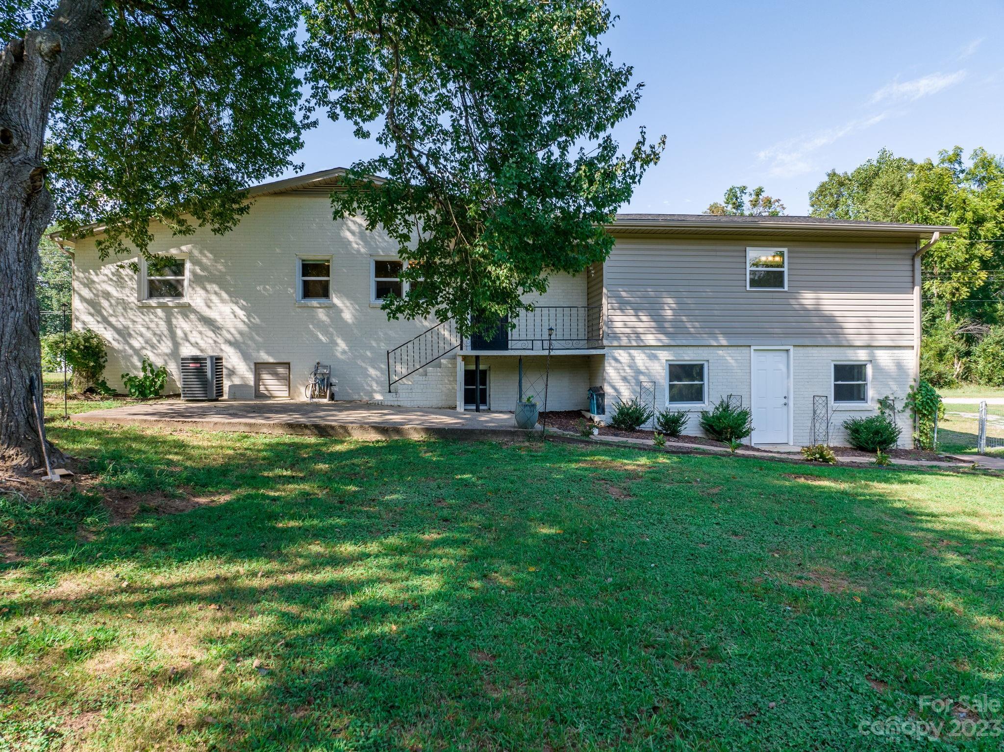 340 Telephone Exchange Road Hickory, NC 28601 - Photo 39 of 42 Gallery Image 39