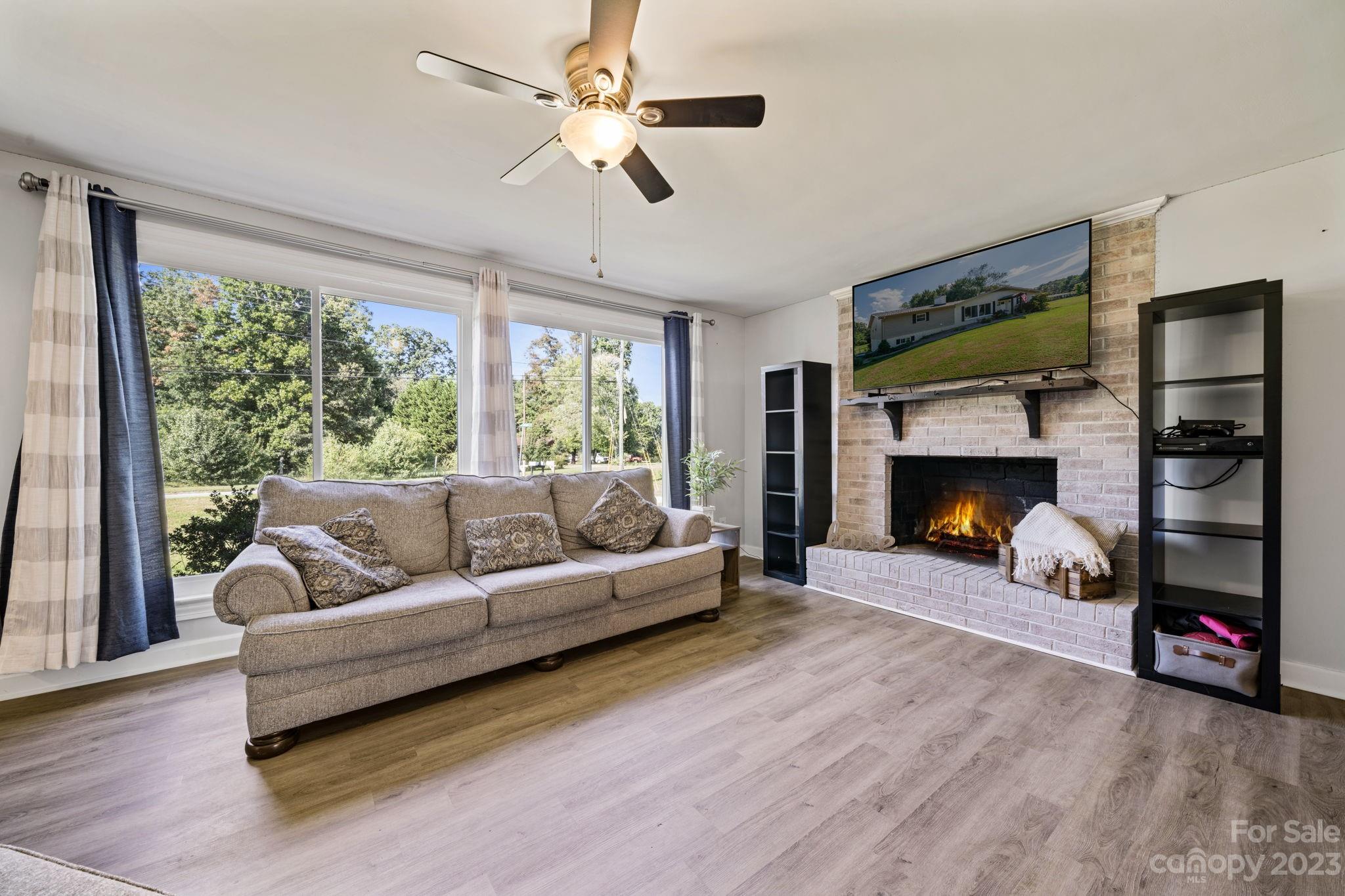 340 Telephone Exchange Road Hickory, NC 28601 - Photo 4 of 42 Gallery Image 4