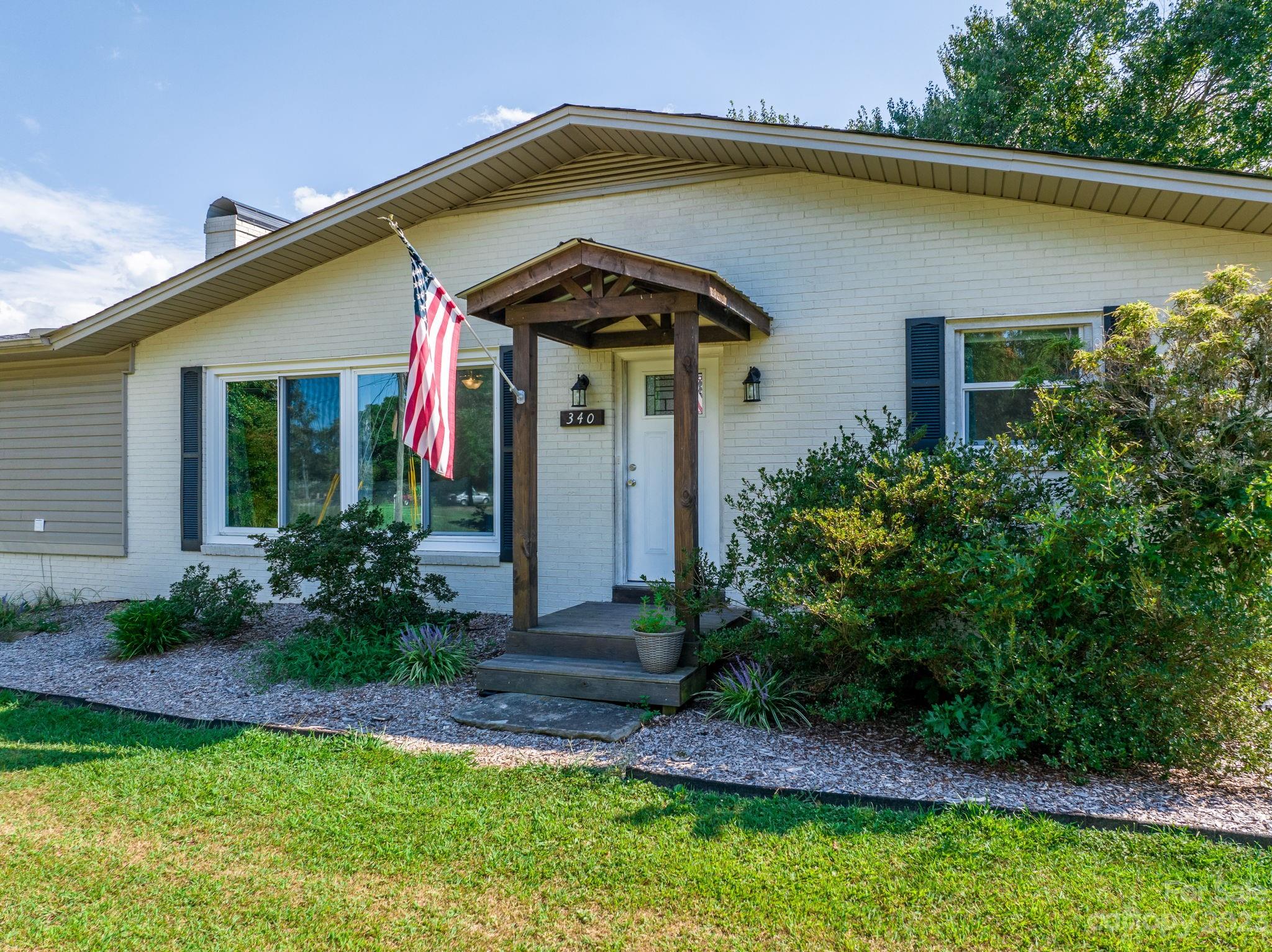 340 Telephone Exchange Road Hickory, NC 28601 - Photo 6 of 42 Gallery Image 6