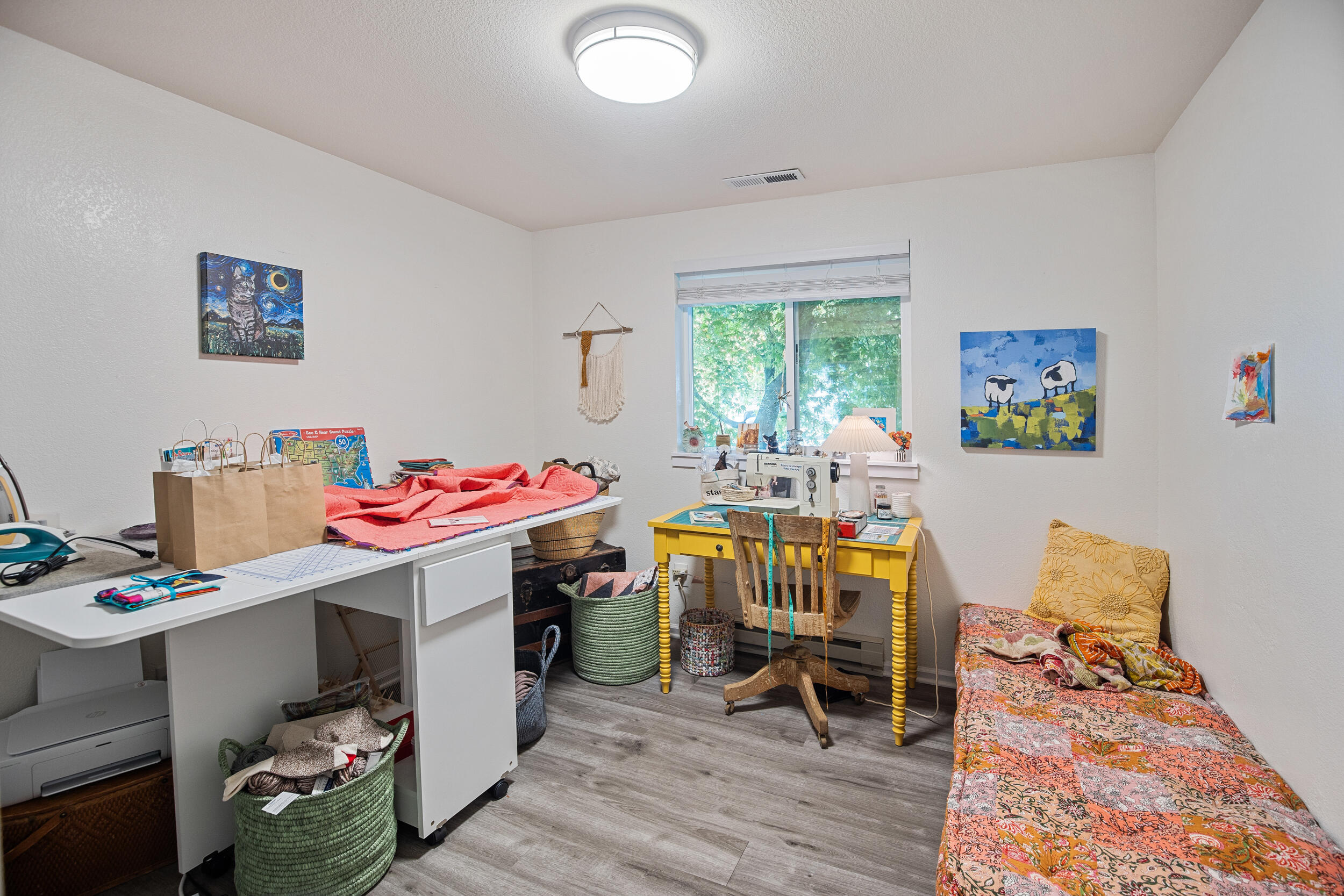 539 James Street Talent, OR 97540 - Photo 19 of 27 27_0r1a8958