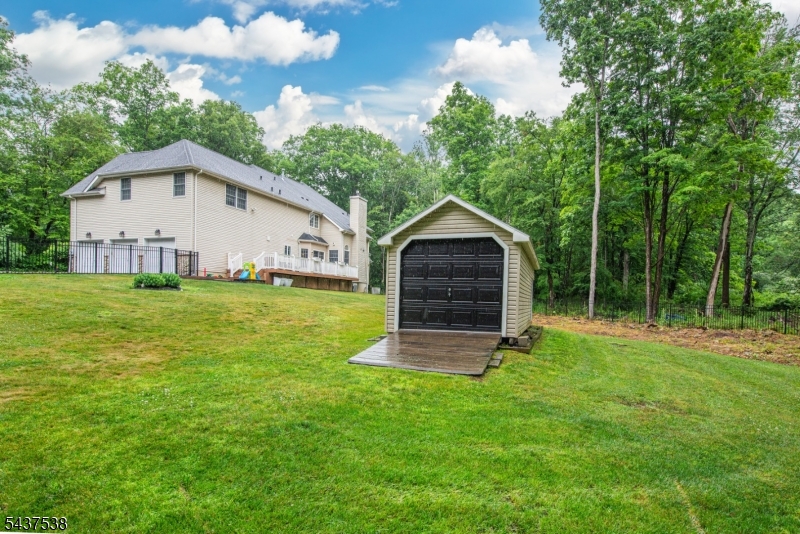 18 Stoneybrook Road Long Valley, NJ 07853 - Photo 44 of 49
