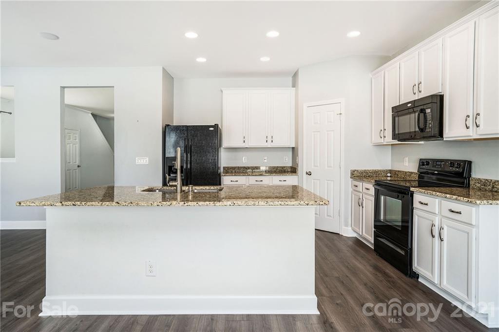 11715 Bending Branch Road Charlotte, NC 28227 - Photo 4 of 21 Gallery Image 4