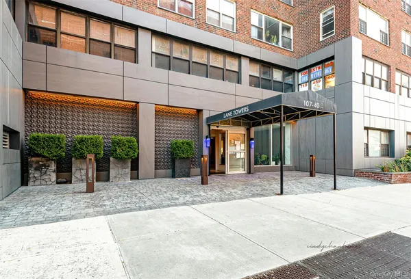$2,550 | 107-40 Queens Boulevard, Unit 9M | Forest Hills