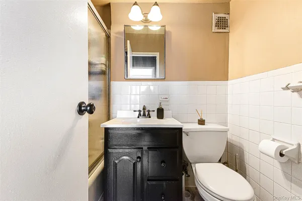 $2,550 | 107-40 Queens Boulevard, Unit 9M | Forest Hills