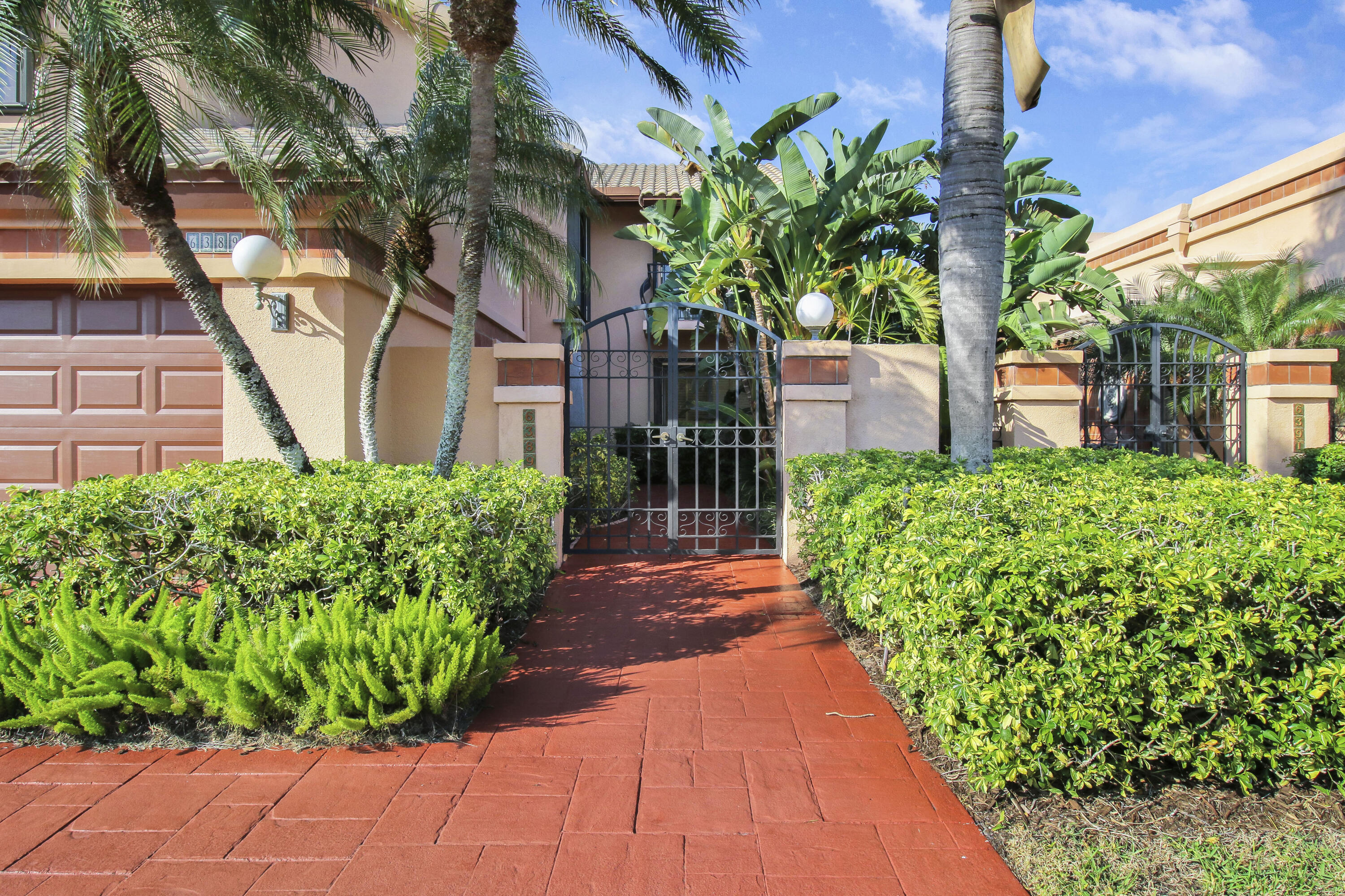 6389 Via Rosa Boca Raton, FL 33433 - Photo 3 of 32 House-2