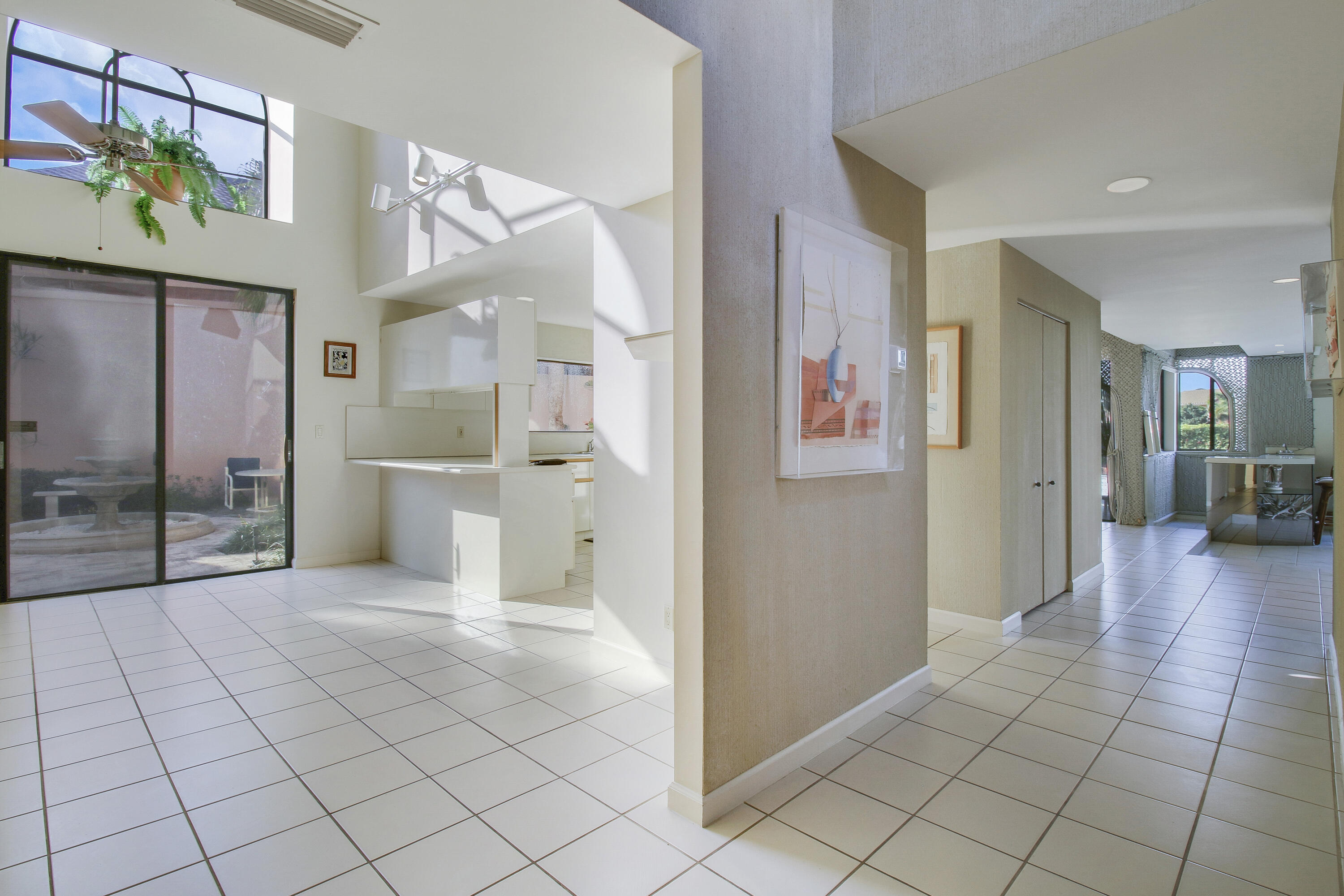 6389 Via Rosa Boca Raton, FL 33433 - Photo 5 of 32 House-5