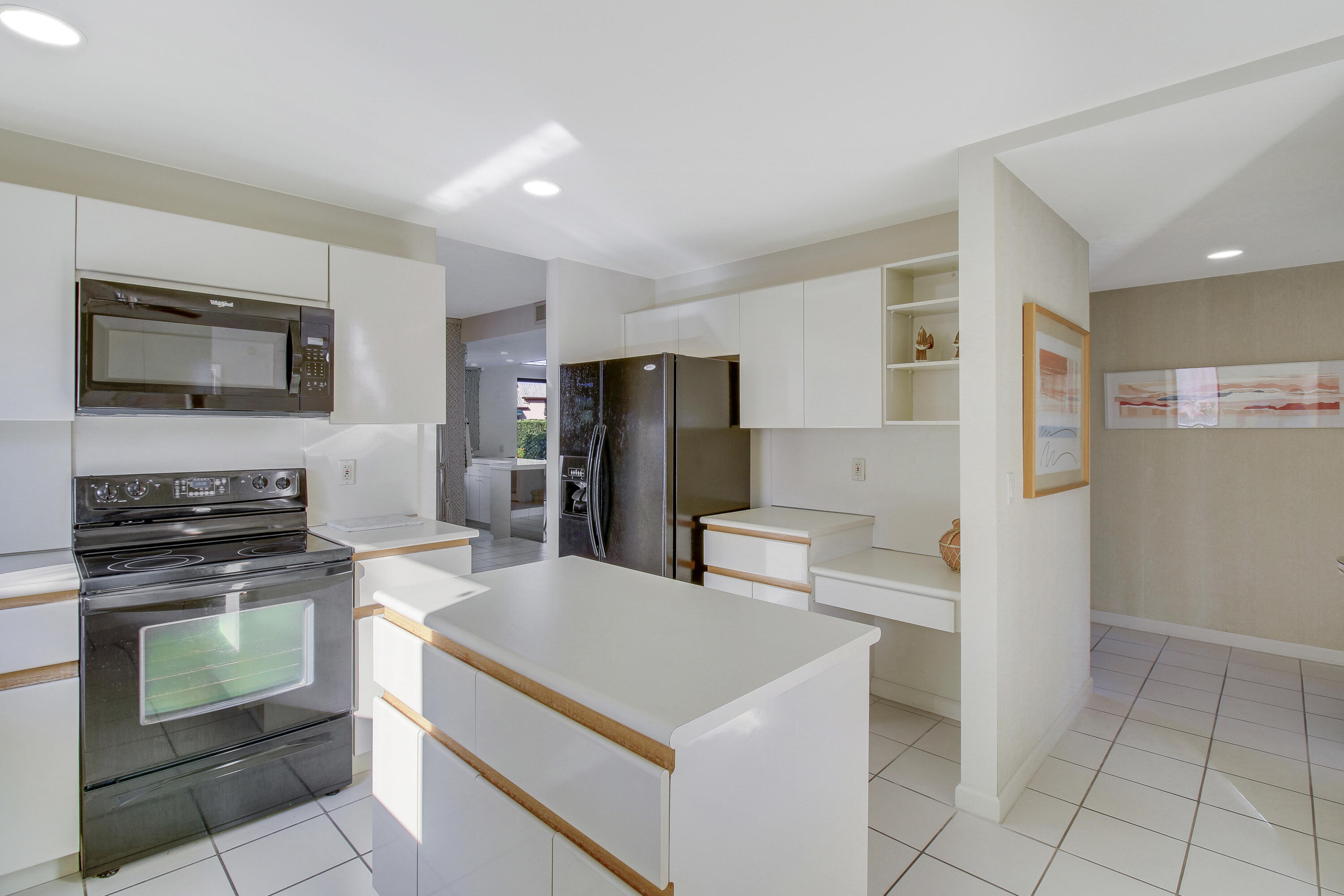 6389 Via Rosa Boca Raton, FL 33433 - Photo 8 of 32 House-9