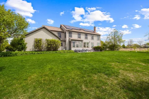 $749,000 | 1443 Sunflower Court, Grayslake, IL 60030