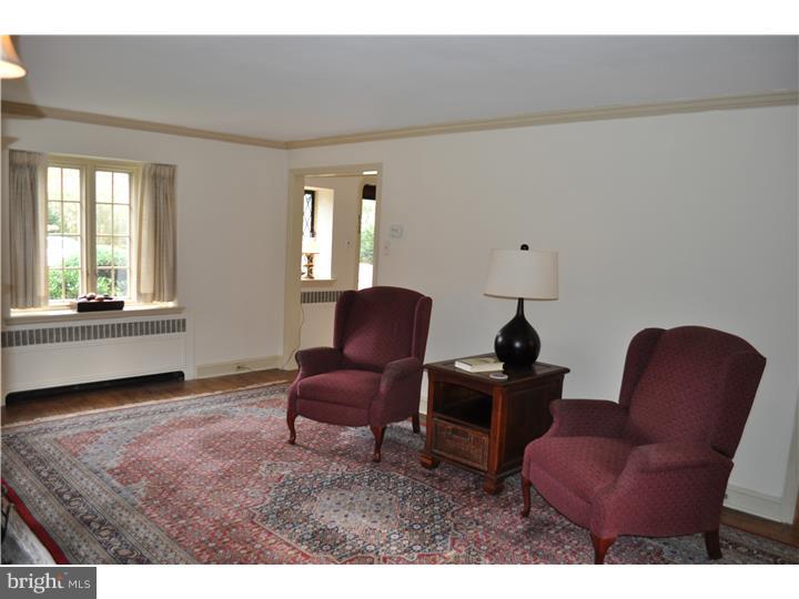 434 Witley Road Wynnewood, PA 19096 - Photo 3 of 17 Living Room