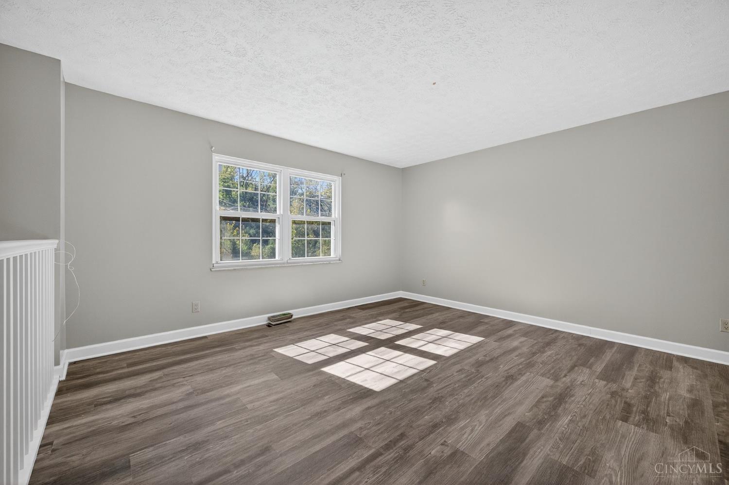 5468 Rapid Run Road Cincinnati, OH 45238 - Photo 7 of 44