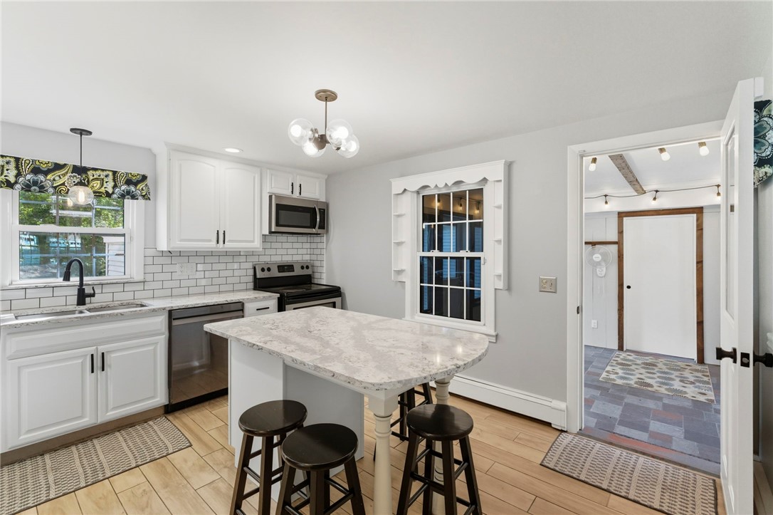 39 Whipple Road Smithfield, RI 02917 - Photo 11 of 39