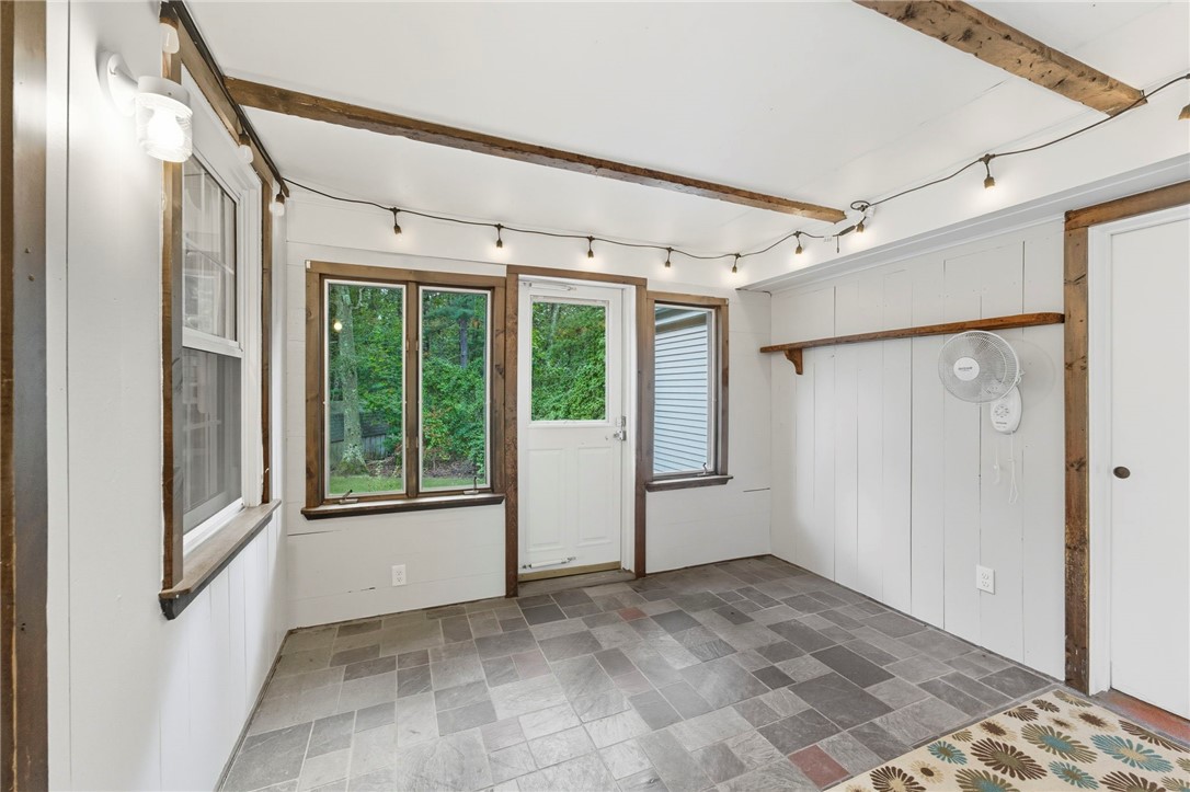 39 Whipple Road Smithfield, RI 02917 - Photo 27 of 39