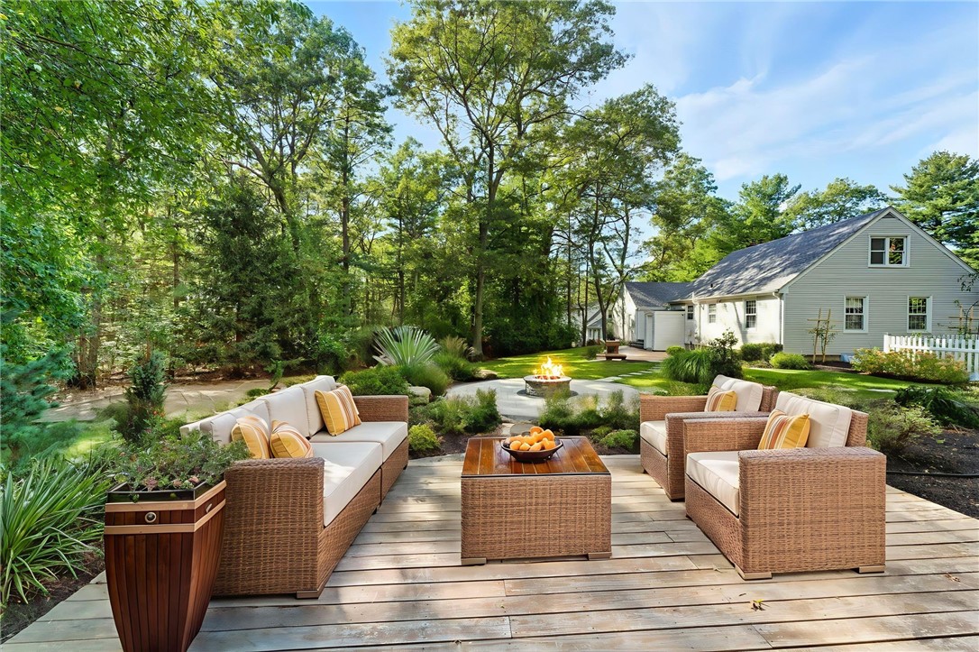 39 Whipple Road Smithfield, RI 02917 - Photo 33 of 39