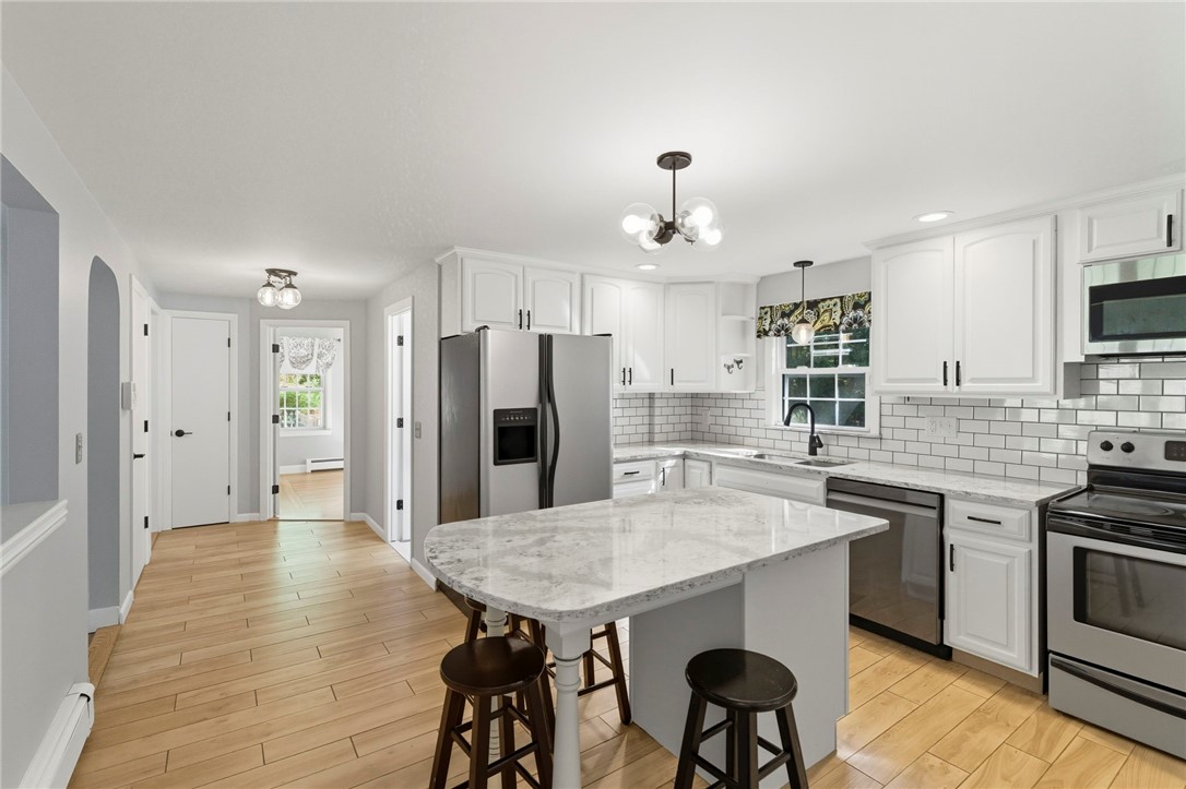 39 Whipple Road Smithfield, RI 02917 - Photo 10 of 39