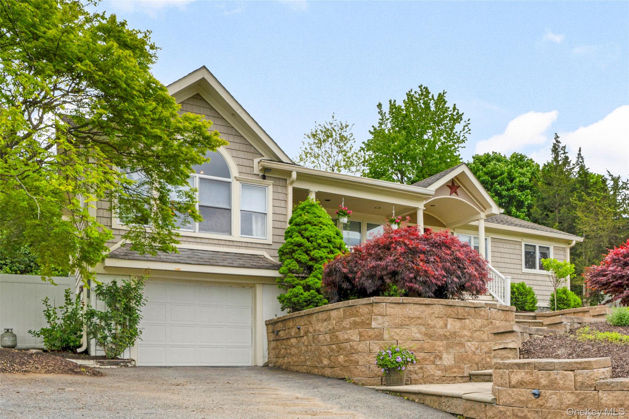 12 Birch Street Fishkill, NY 12524 - Photo 3 of 42