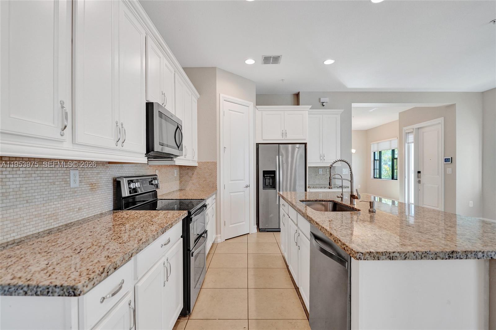 11353 Southwest 13th Street Pembroke Pines, FL 33025 - Photo 13 of 72