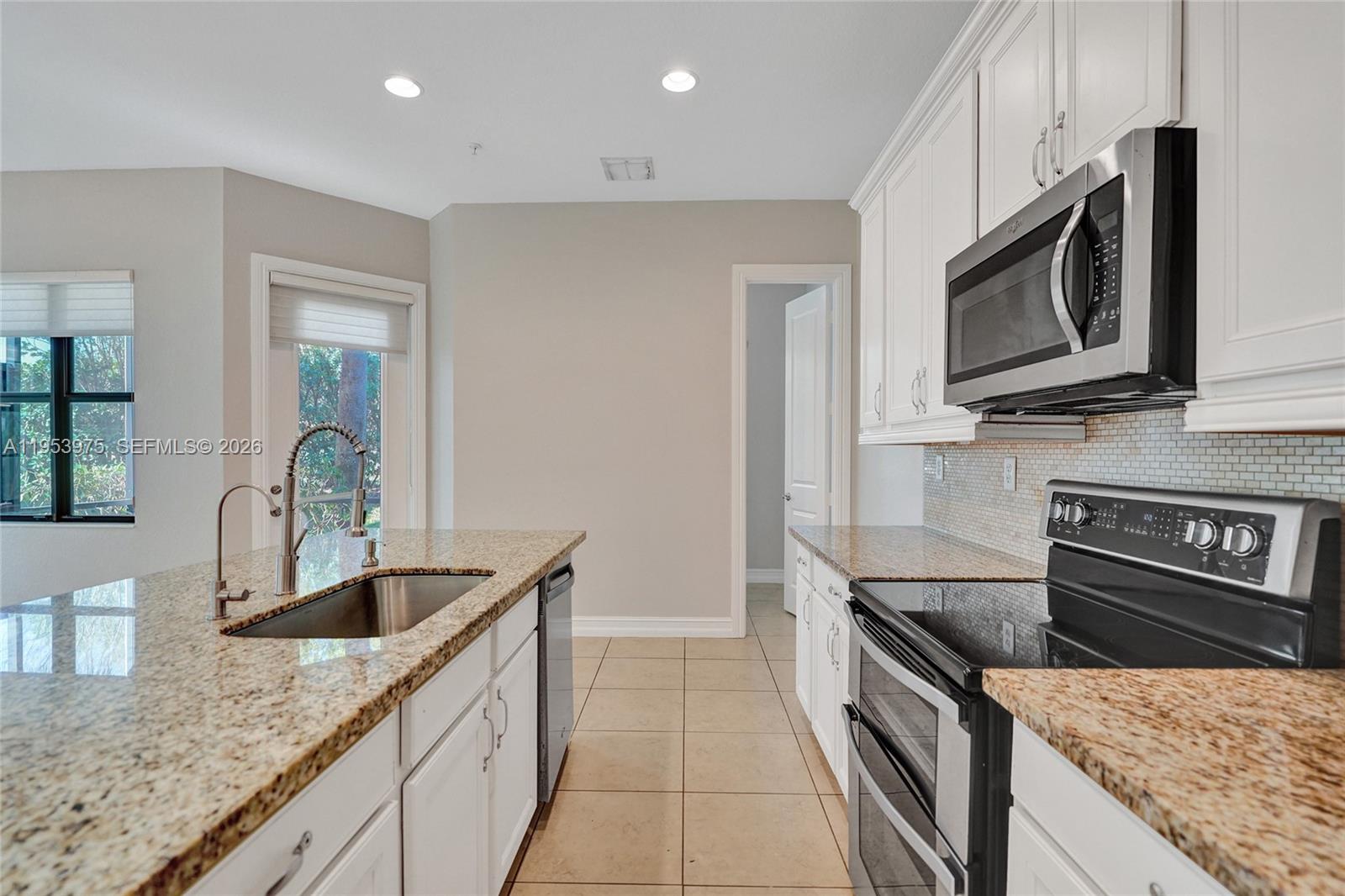 11353 Southwest 13th Street Pembroke Pines, FL 33025 - Photo 17 of 72