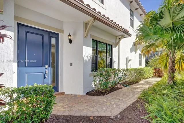 $647,000 | 11353 Southwest 13th Street, Pembroke Pines, FL 33025