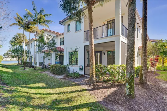 $647,000 | 11353 Southwest 13th Street, Pembroke Pines, FL 33025