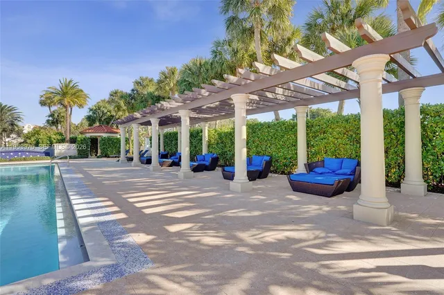 $647,000 | 11353 Southwest 13th Street, Pembroke Pines, FL 33025