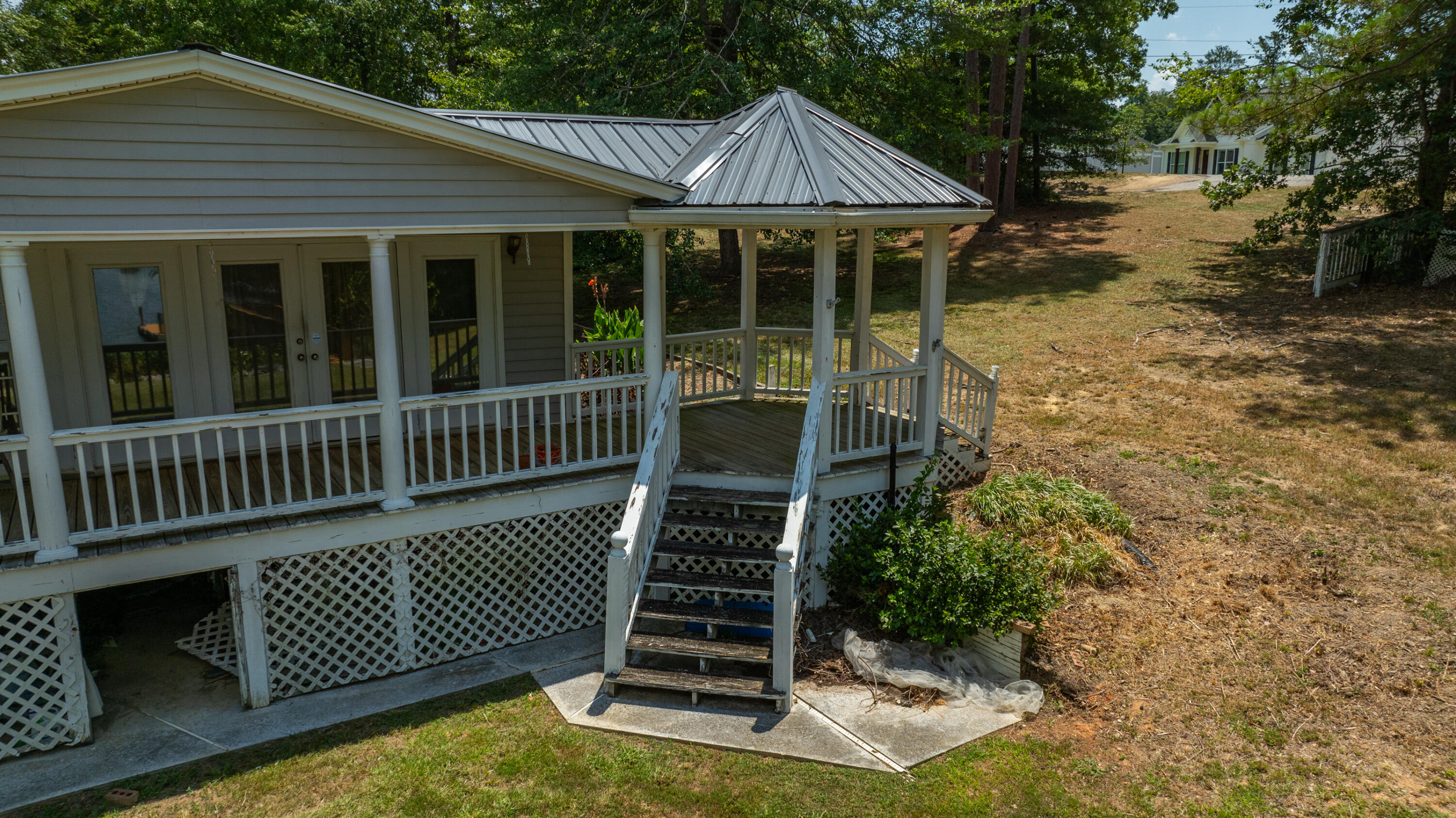520 South Point Drive Gilbert, SC 29054 - Photo 39 of 118