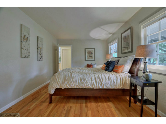 14550 Shannon Road Los Gatos, CA 95032 - Photo 11 of 25 Gallery Image 11
