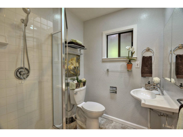 14550 Shannon Road Los Gatos, CA 95032 - Photo 16 of 25 Gallery Image 16