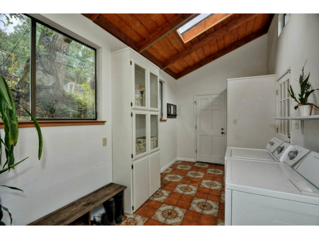 14550 Shannon Road Los Gatos, CA 95032 - Photo 17 of 25 Gallery Image 17