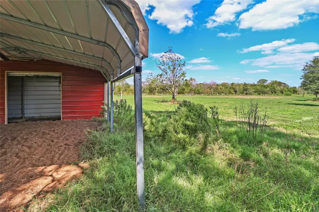 a front view of house with yard