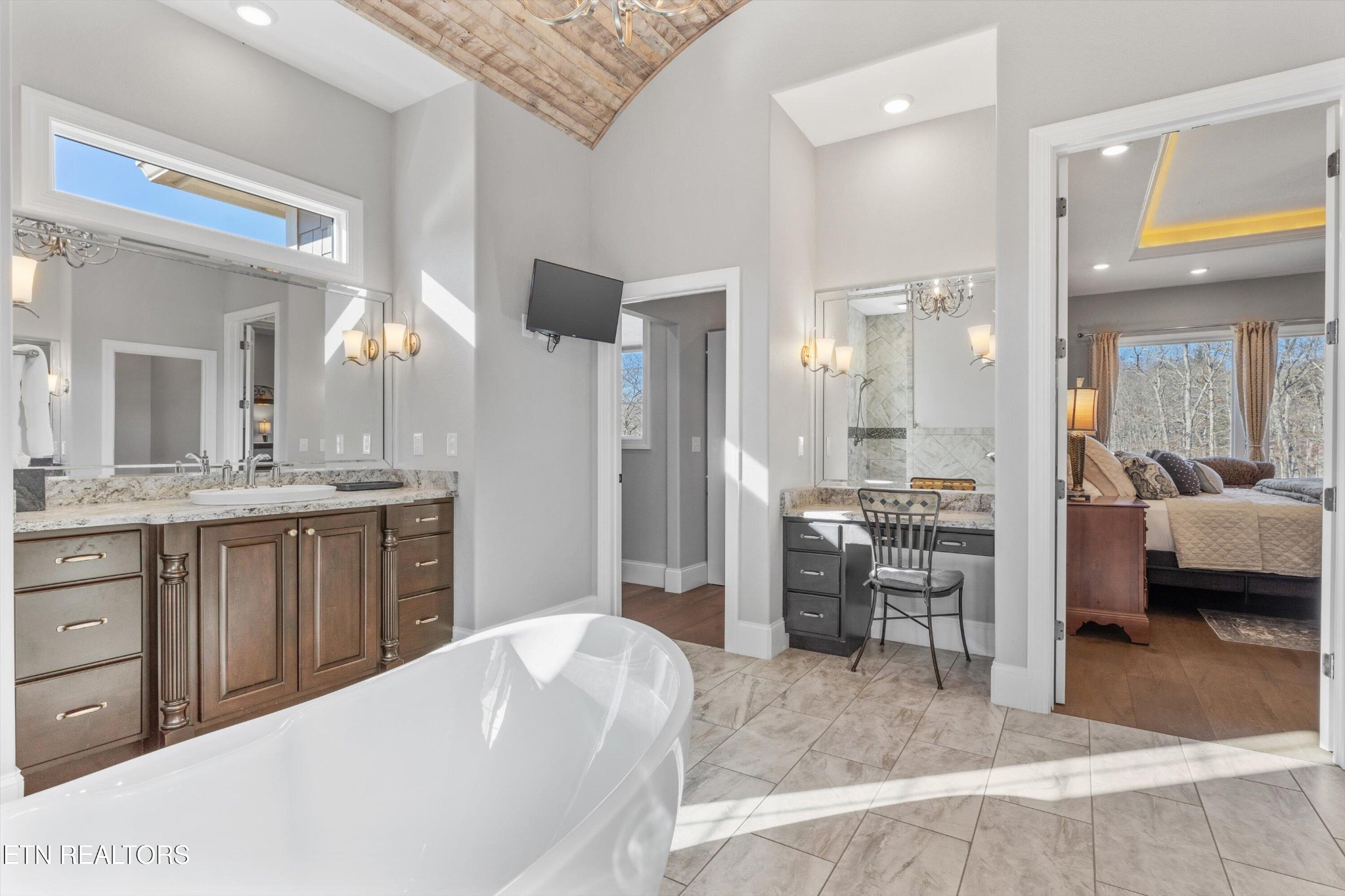 1752 Hillendale Road Crossville, TN 38572 - Photo 29 of 60 a large bedroom with a large tub and sink