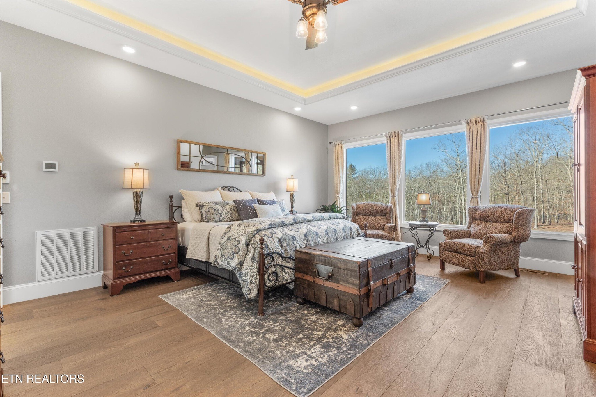 1752 Hillendale Road Crossville, TN 38572 - Photo 6 of 60 a bedroom with a bed and a couch
