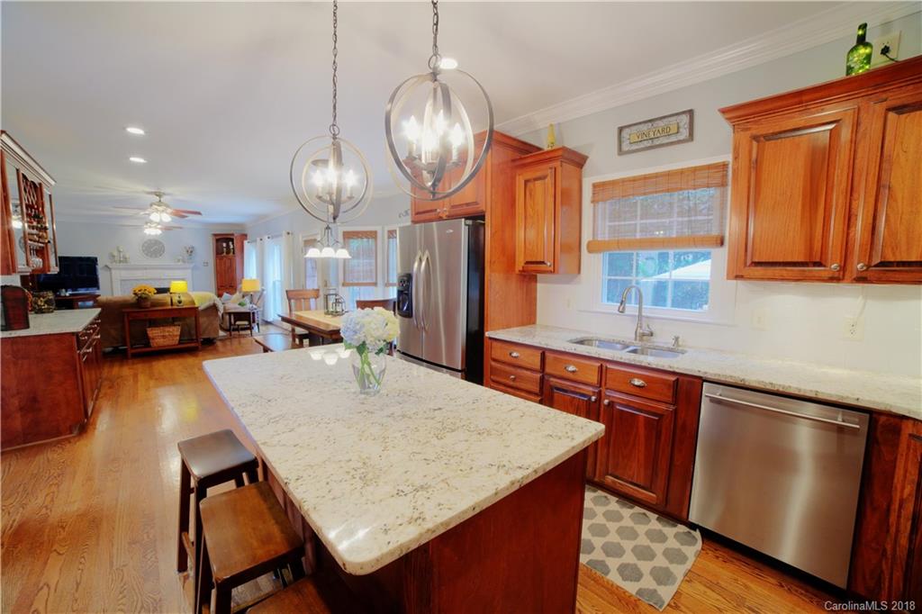 933 Ashford Way, Unit 78 Fort Mill, SC 29708 - Photo 5 of 36