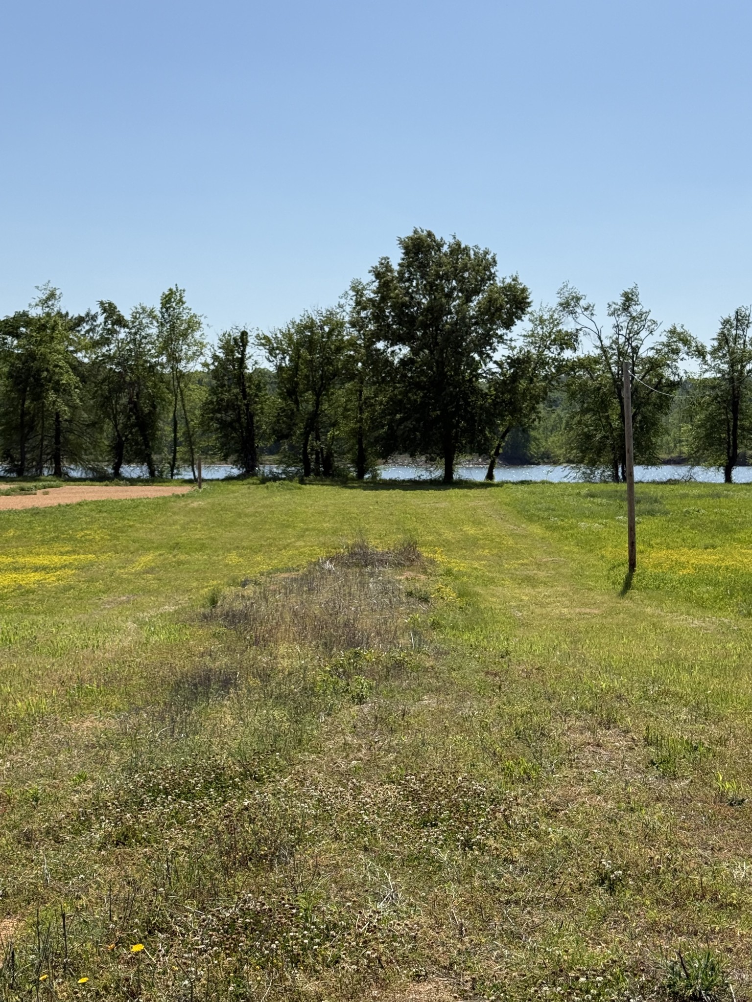 461 Hardin Btm Road Clifton, TN 38425 - Photo 17 of 29