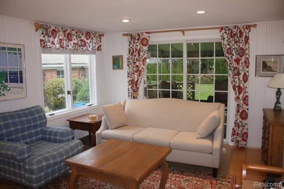 1024 Audubon Road Grosse Pointe, MI 48230 - Photo 10 of 31 1024A8.jpg