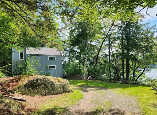 $1,999,900 | 72-78 West Shore Road, Nelson, NH 03457