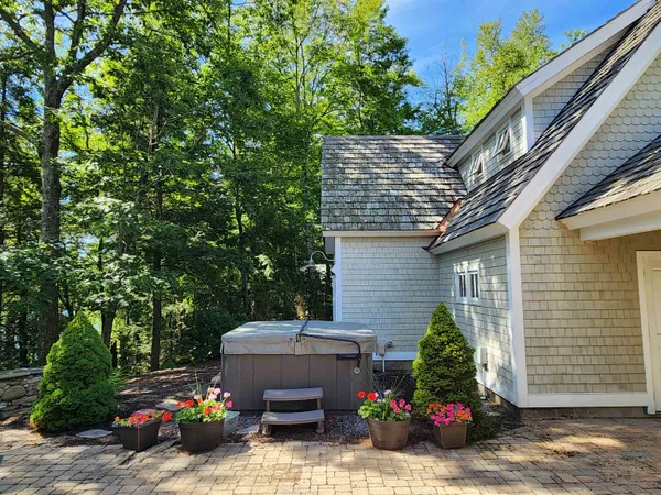 $1,999,900 | 72-78 West Shore Road, Nelson, NH 03457