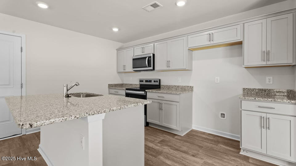 3909 Falcon Court Wilson, NC 27896 - Photo 9 of 39 20-custom-DSC00503