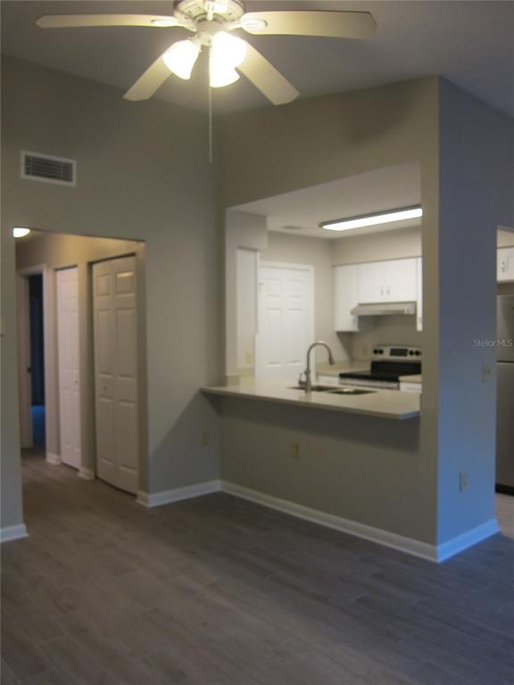 7019 Southwest 21st Lane Gainesville, FL 32607 - Photo 2 of 31