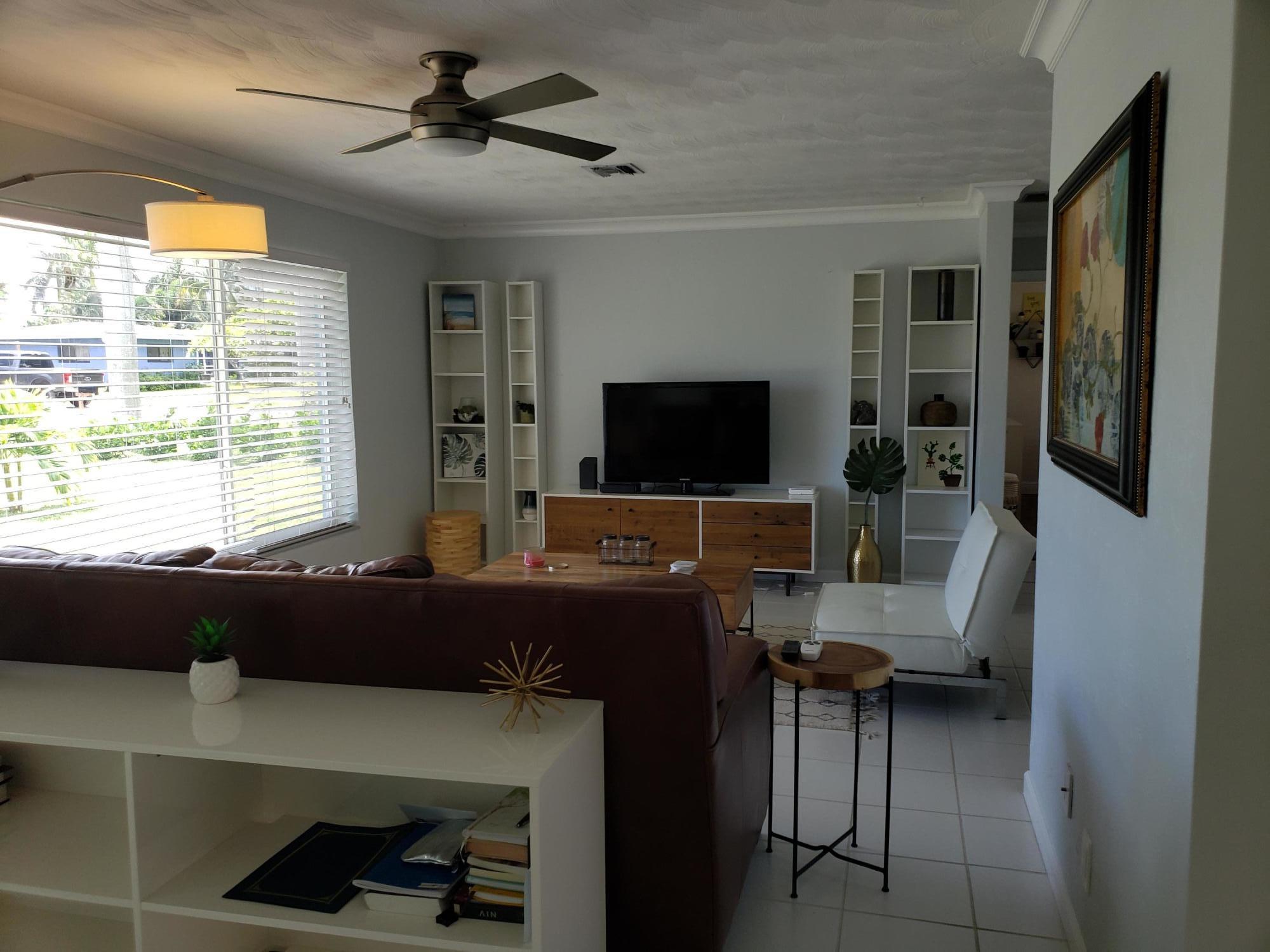 455 Northeast 29th Street Boca Raton, FL 33431 - Photo 6 of 20 Family/Living