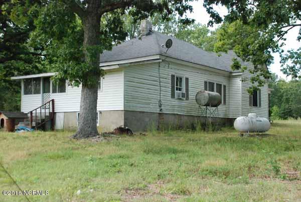 6562 Huntsboro Road Oxford, NC 27565 - Photo 15 of 72 small photos014