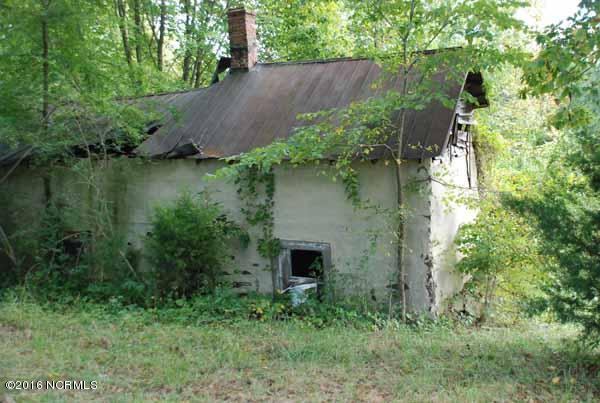 6562 Huntsboro Road Oxford, NC 27565 - Photo 5 of 72 small photos004