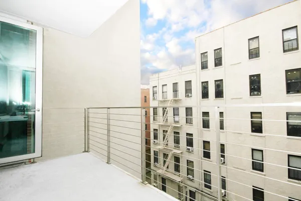 $1,399,999 | 631 East 9th Street, Unit 5B | East Village