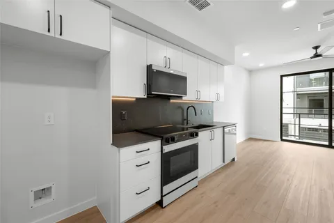 $385,500 | 634 Central Parkway, Unit 1214, New Braunfels, TX 78130