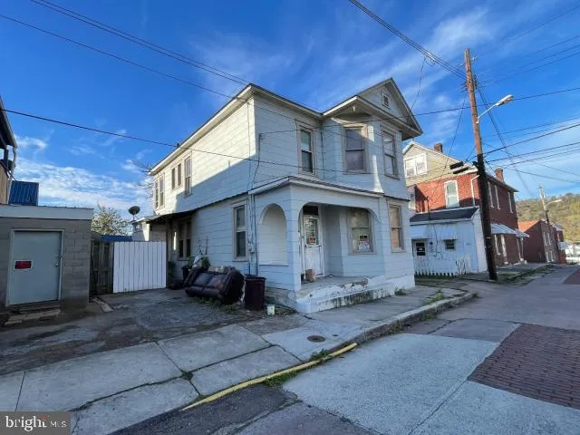 $79,000 | 17 East 4th Street, Cumberland, MD 21502